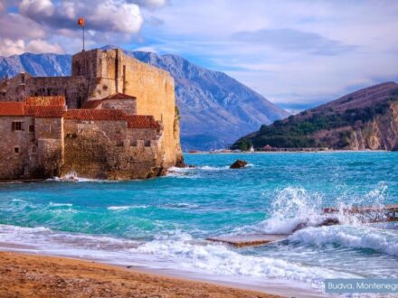 Автобусний тур в Чорногорію зі Львова