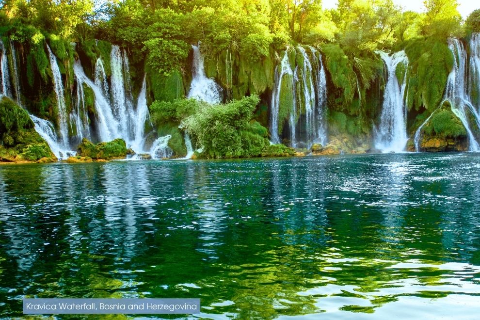 Kravica Waterfall, Bosnia and Herzegovina \ Автобусные туры в Боснию и Герцеговину из Львова