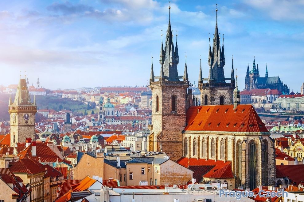 Переваги автобусних турів у Чехію зі Львова